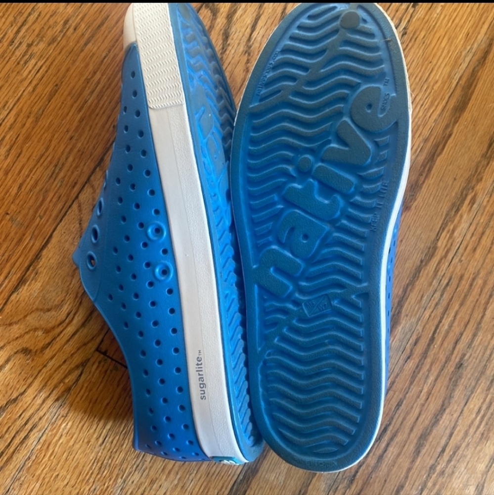 Native Shoes - image 5